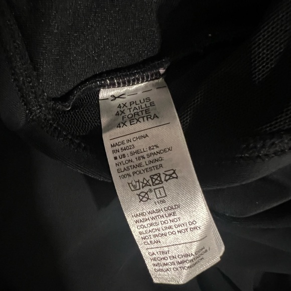 Old navy One piece bathing suit size 4x - Picture 4 of 4